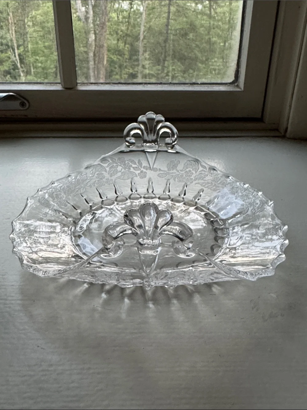 Clear Glass Serving Bowl with Decorative Handles